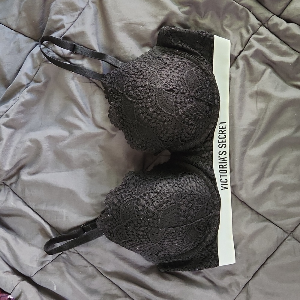 Victoria's Secret TShirt Bra